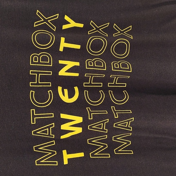 Matchbox Twenty T Shirt Band Tee Size Medium Short Sleeve Cotton Blend - Picture 2 of 4